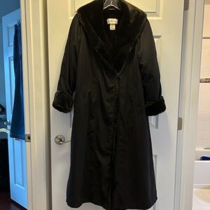 Talbots fur-lined winter coat - Size P/S (EUC)